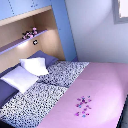 Poolside Comfort In A Prestigious Location * Bibione