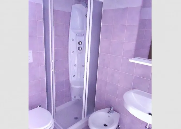 דירה Poolside Comfort In A Prestigious Location