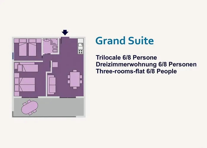 Poolside Comfort In A Prestigious Location Bibione