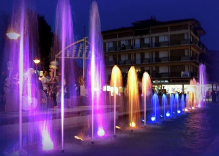 Poolside Comfort In A Prestigious Location * Bibione